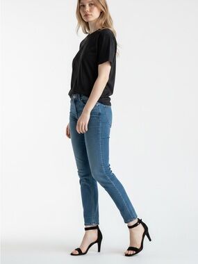 The Wishbone collection sandals Natalie Black Suede Ankle strappy Stiletto Heels